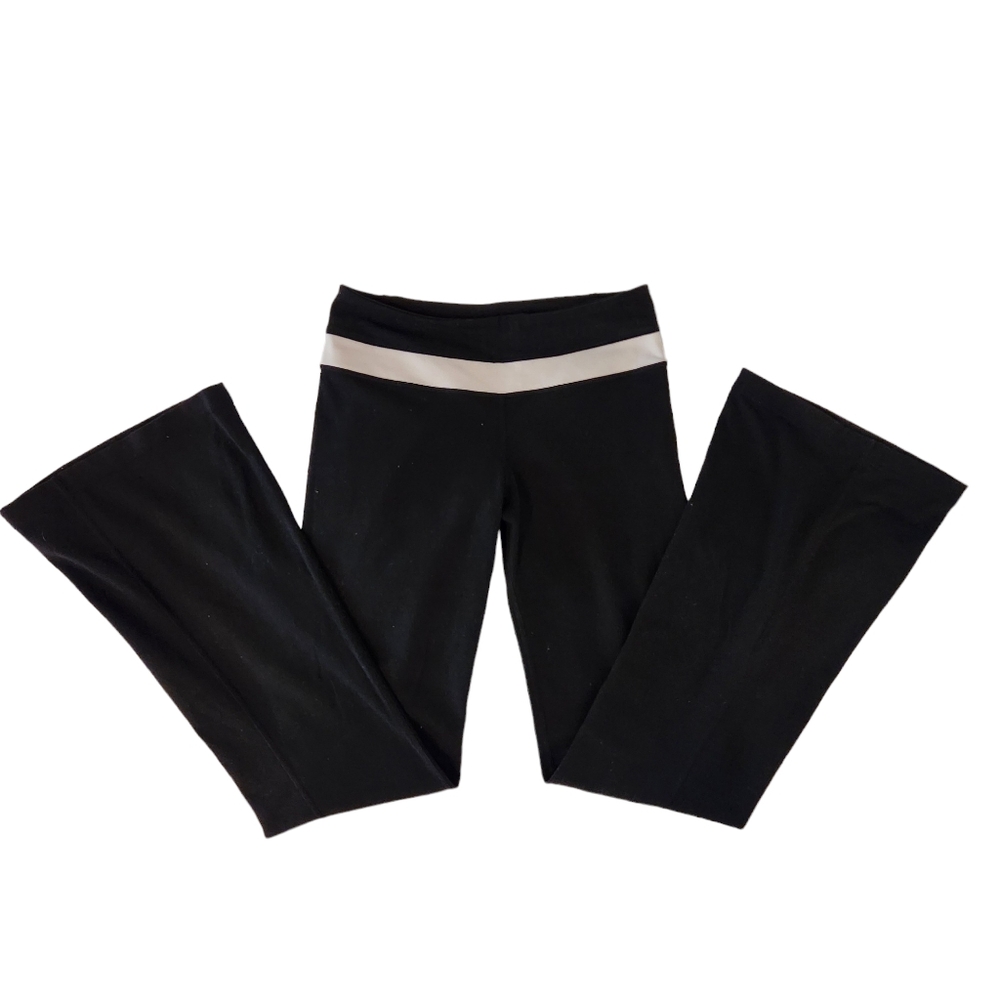 Lululemon Reversible Flare Leggings - Black & White - Picture 2 of 11
